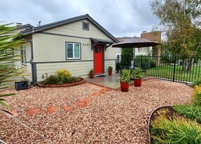 Building Photo - 6235 Aura Ave