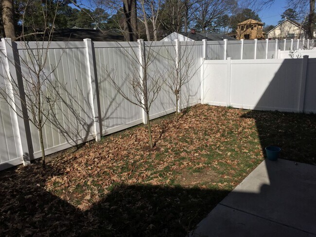 Building Photo - 241 Floridays Way