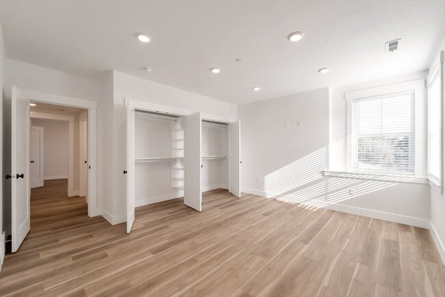 Building Photo - 14534 S Shaggy Mountain Rd