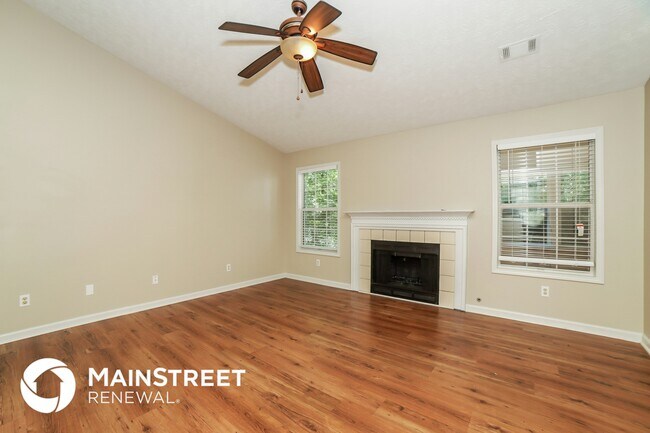 Building Photo - 3795 Forsythia Way