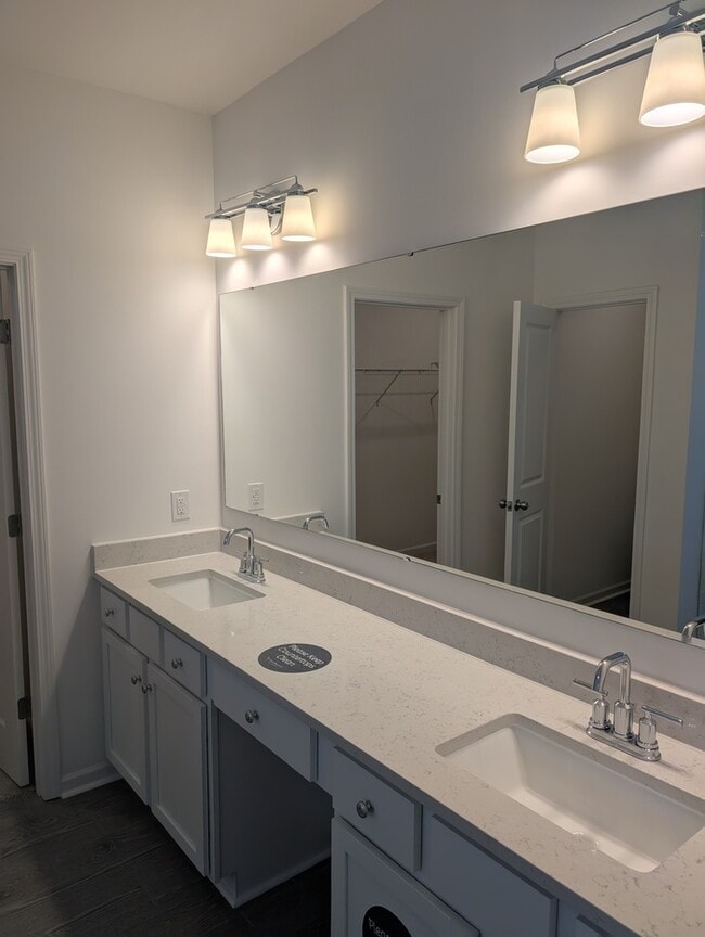 Building Photo - NEW 4BD/3BTH HOUSE- STONEBRIDGE FAIRWAYS COMMUNITY- Golf Course View- AVAILABLE NOW!