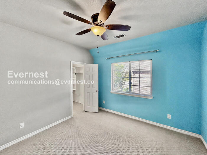 Building Photo - 3405 Grand Mesa Dr