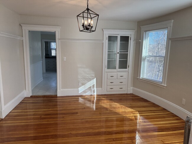 Dining Room - 119 Glendower Rd