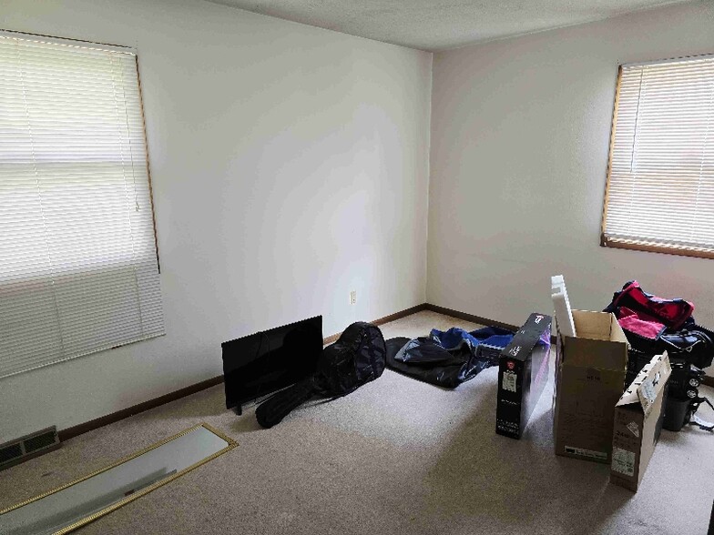Building Photo - 2111 Palmer Cir