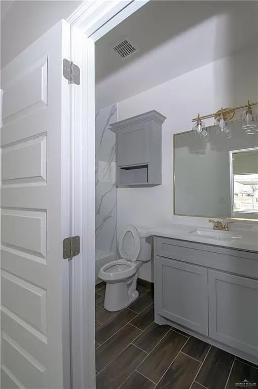 Building Photo - 3012 W Sandlewood St