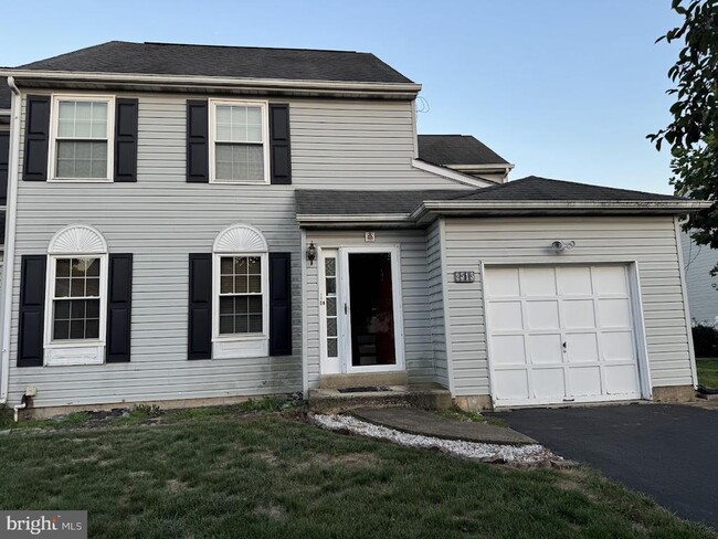 Building Photo - 2513 Wellington Way