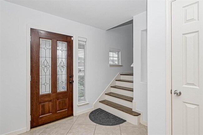 Building Photo - 14802 Dorray Ln