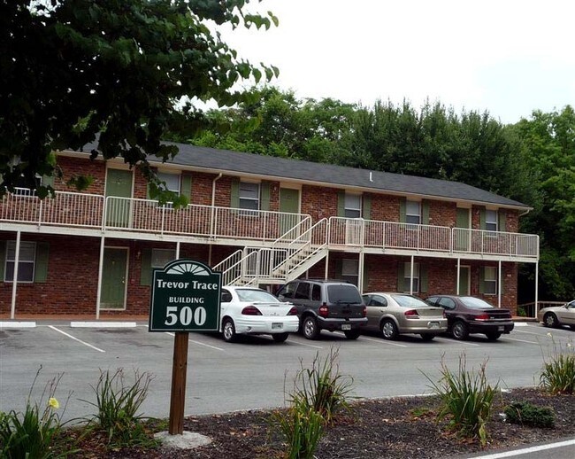 Building Photo - Red Bud