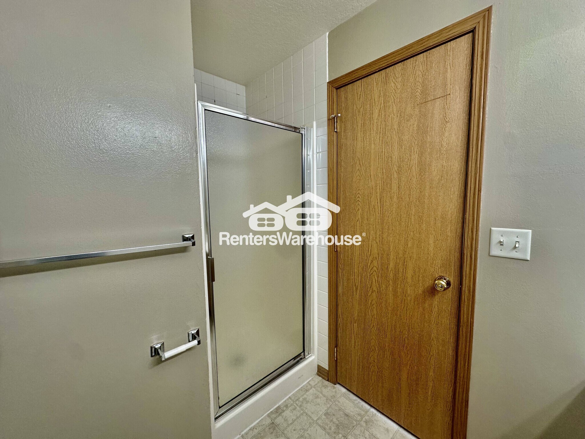 Building Photo - 5924 Sutton Pl