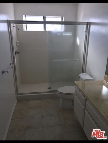 Building Photo - 12731 Pacific Ave