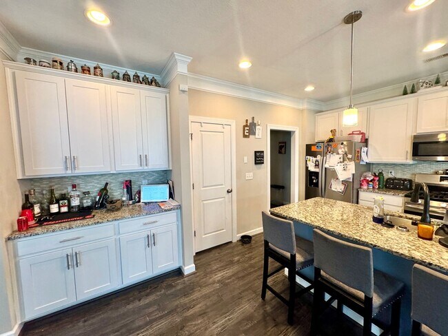 Building Photo - 3624 Horton Way