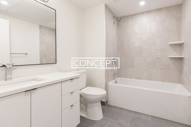 Building Photo - 11 E Lenox St