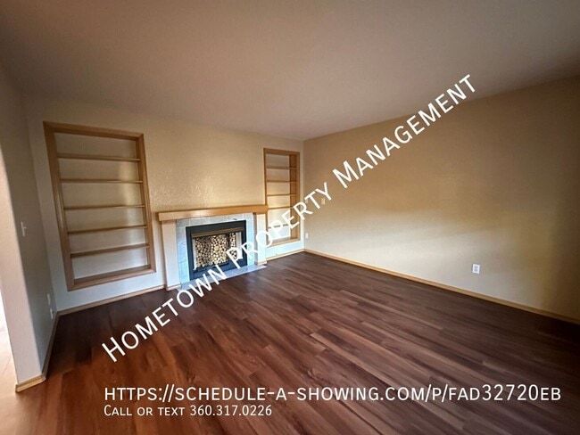 Building Photo - 5201 43rd Ct SE