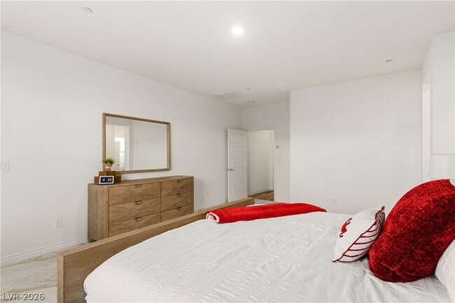 Building Photo - 3489 Lamberto Clf Wy