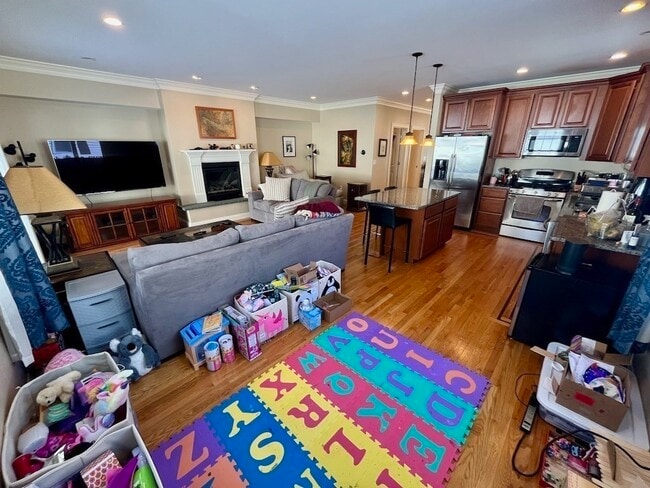 Building Photo - 79 Fayette St