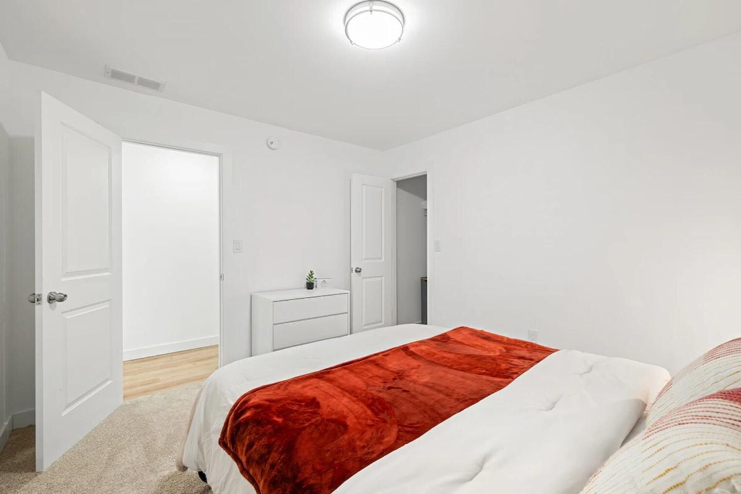 Building Photo - 1019 Central Ave