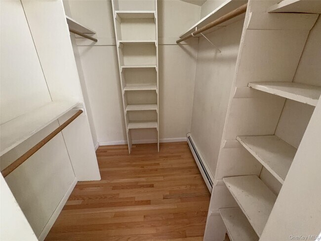 Building Photo - 6A Raven Way