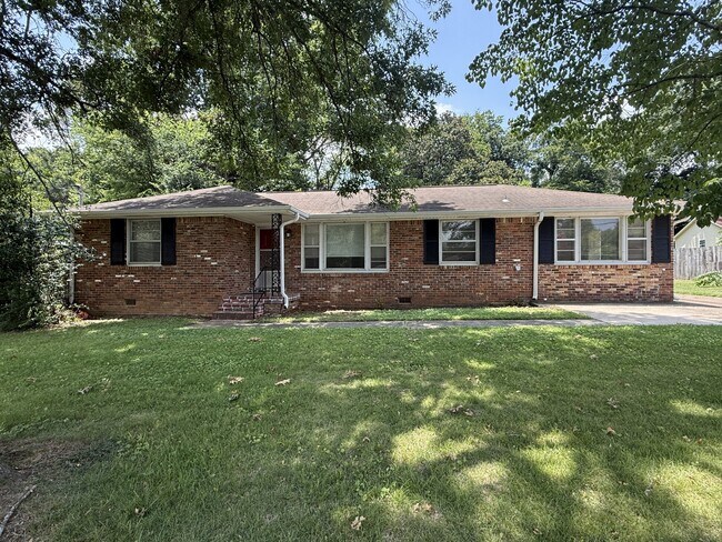 Building Photo - 7620 Charlotte Dr SW