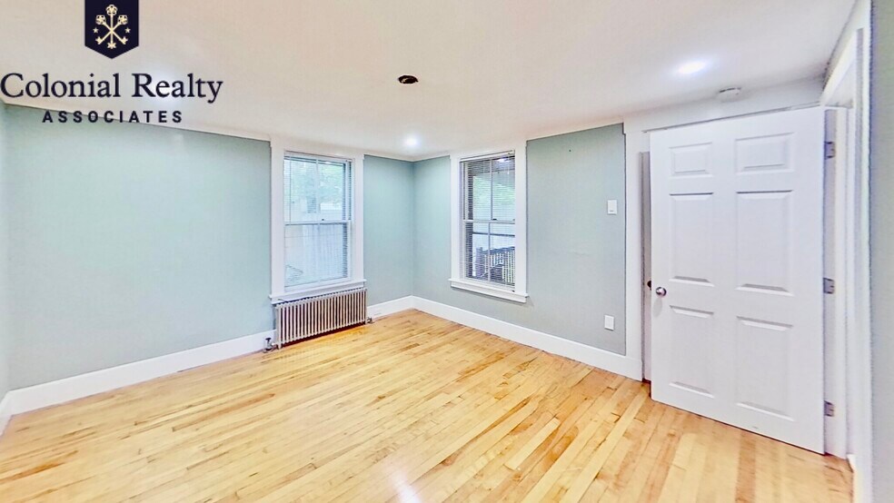 Building Photo - 153 Palfrey St