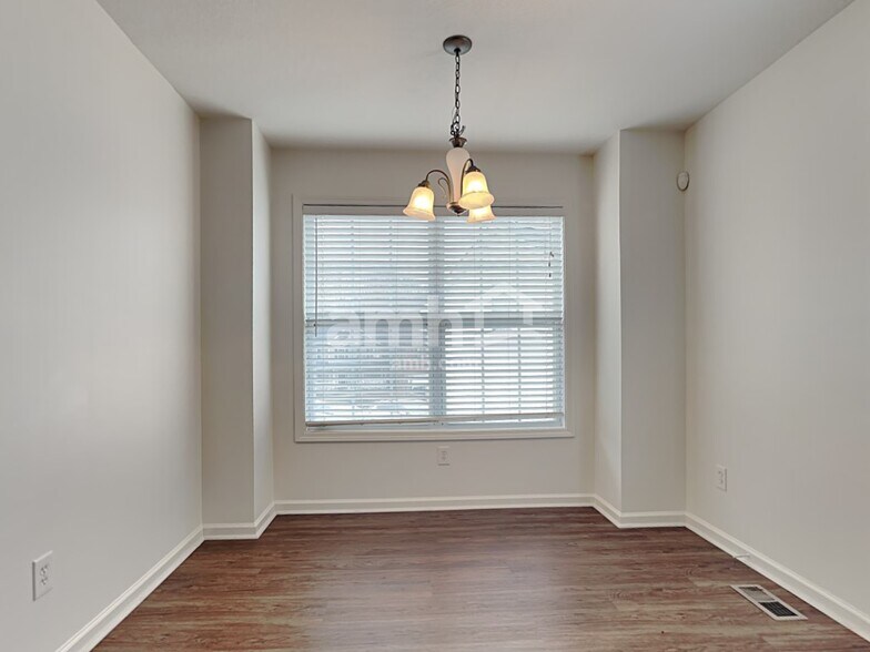Building Photo - 3127 Champions Trail Ln