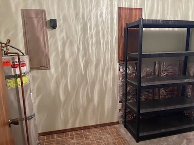 Building Photo - Waterfront! Sunset views! 3 bdrms! Attached garage! Private driveway!