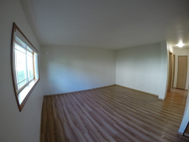 Building Photo - 2804 Gillam Way