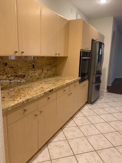 Building Photo - 2800 Kinsington Cir