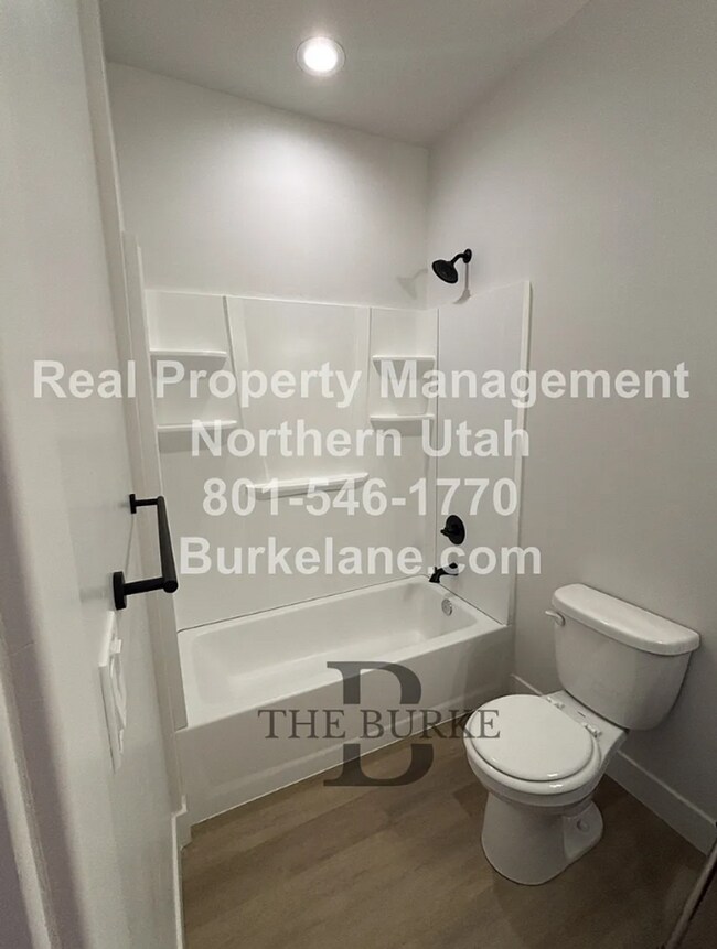 Building Photo - Newly Built 3 Bed 2.5 Bath Townhouse