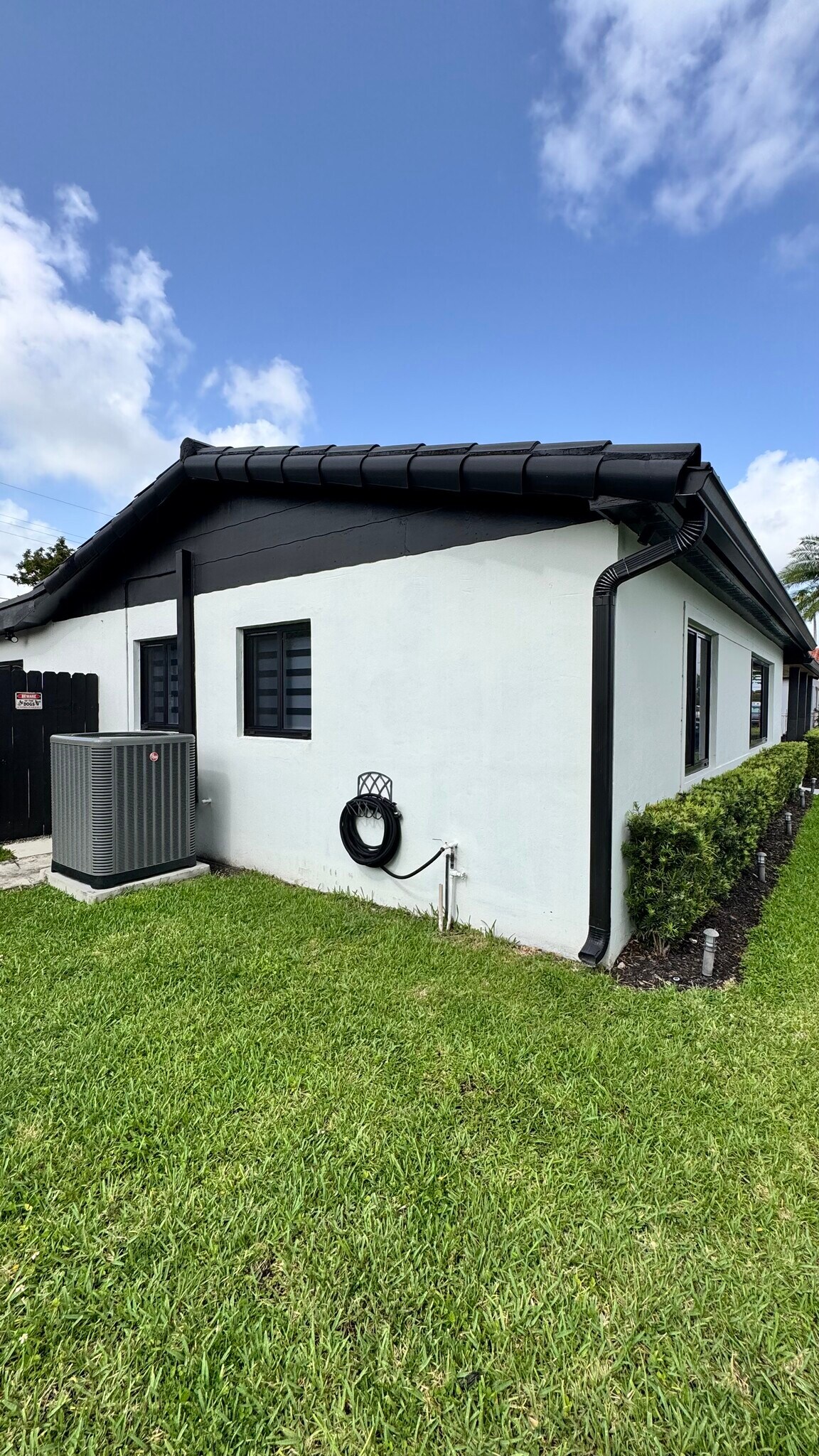 Building Photo - 9970 SW 13th Ter