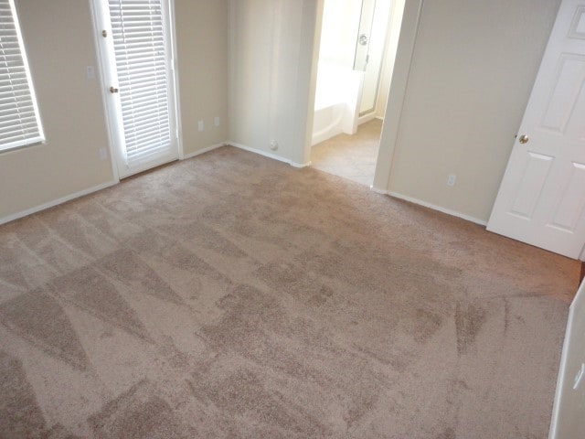 Building Photo - 2907 S 91st Dr