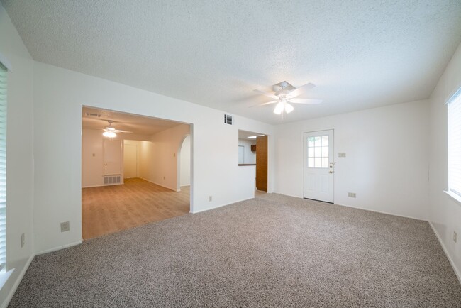 Building Photo - Home for Rent