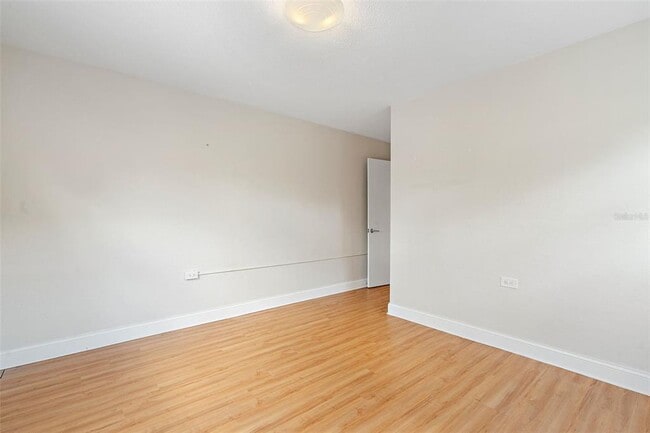 Building Photo - 503 Monterey Blvd NE