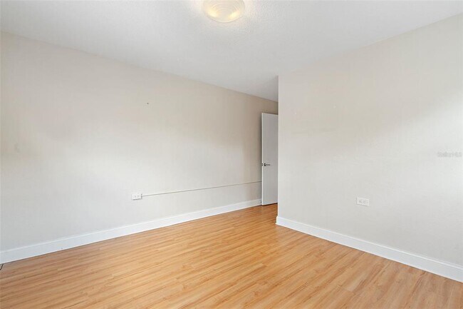 Building Photo - 503 Monterey Blvd NE