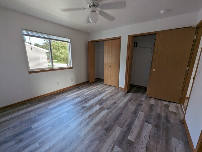 Building Photo - 3111 Diamond St