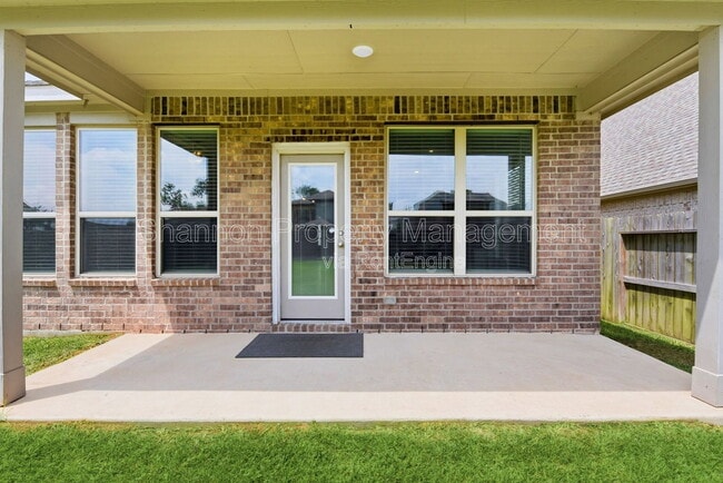 Building Photo - 1618 Rosedale Dr