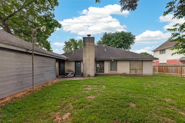 Building Photo - 12835 Woodlite Ln