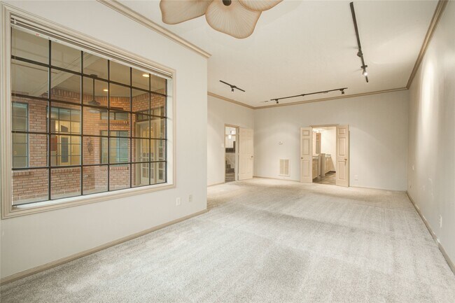 Building Photo - 14003 Muirfield Village Dr