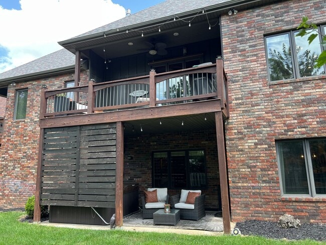 Building Photo - Executive Rental at The Villages at Wicklo...