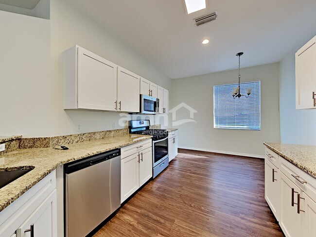 Building Photo - 6424 Orchard Oriole Ln