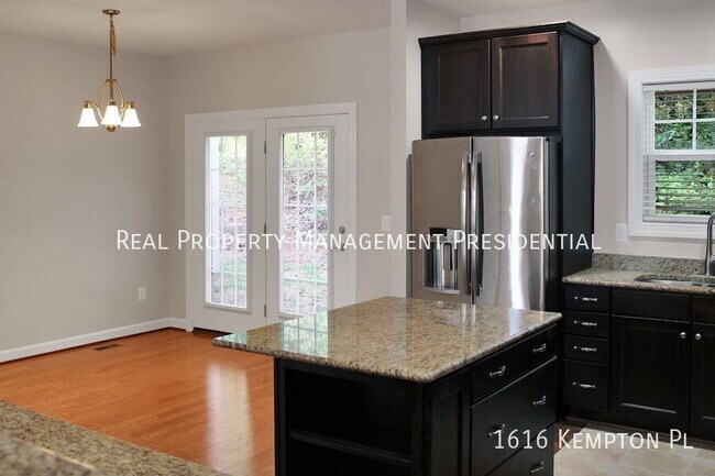 Building Photo - 1616 Kempton Pl