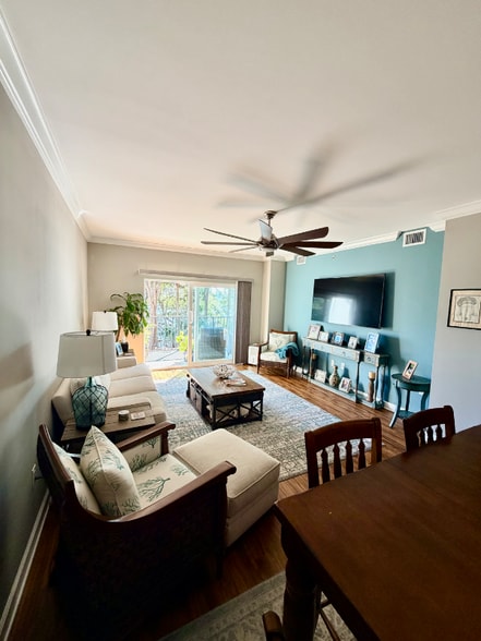 Building Photo - 113 Brooks St SE