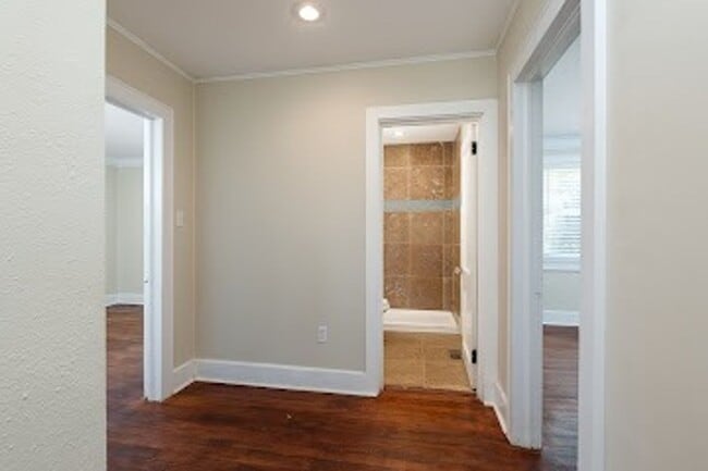 Building Photo - 2615 W Main St