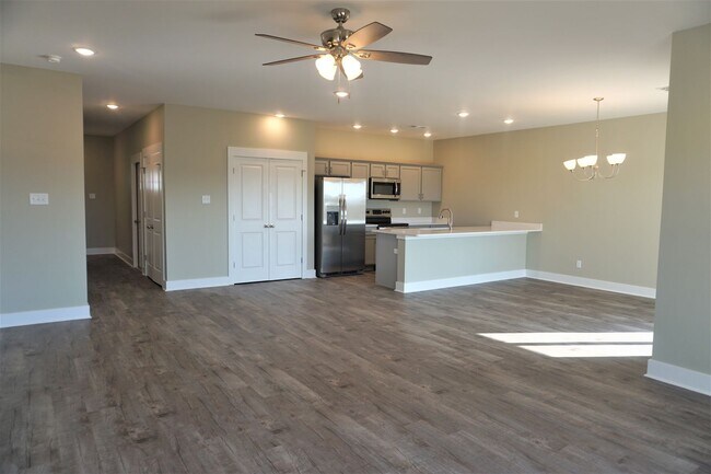 Building Photo - 3651 Red Maple Wy