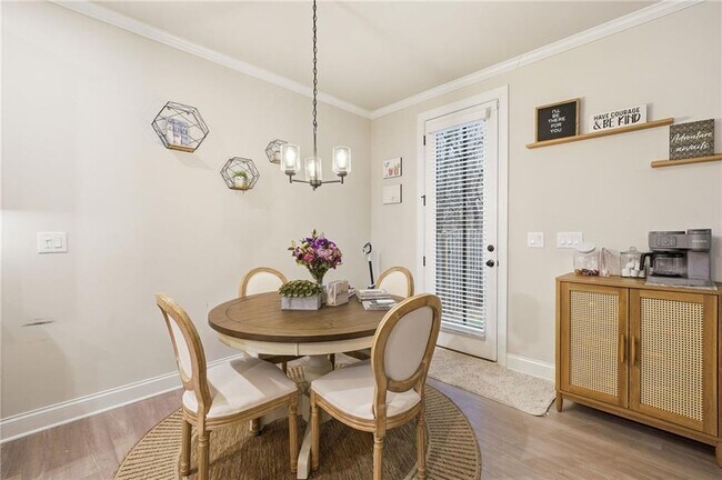 Building Photo - 721 Stickley Oak Way