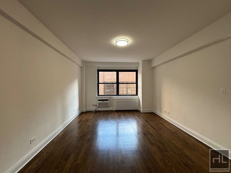 Building Photo - EAST 57 STREET
