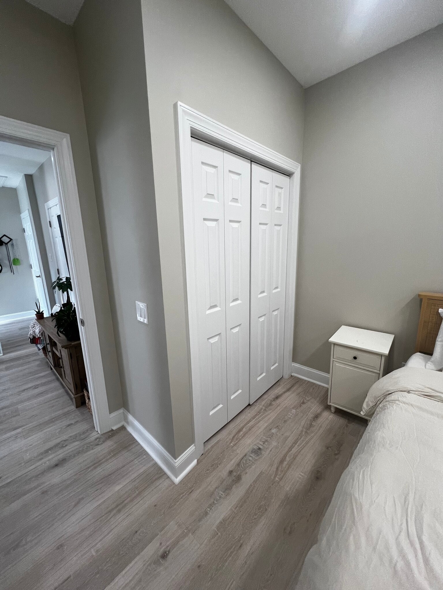 Building Photo - 52 Krakow St