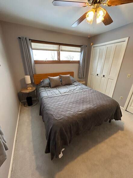 Building Photo - 4994 N Sedgewick Rd