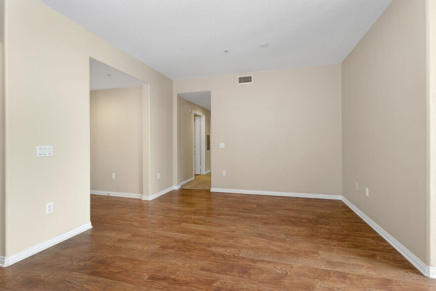 Building Photo - 12668 W Chapman Ave