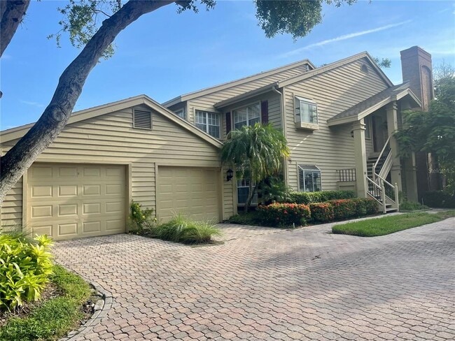 Primary Photo - 50 Pelican Pl