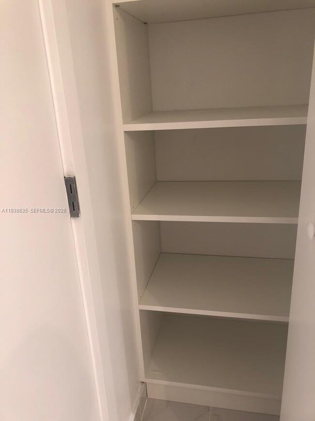 Building Photo - 16385 Biscayne Blvd